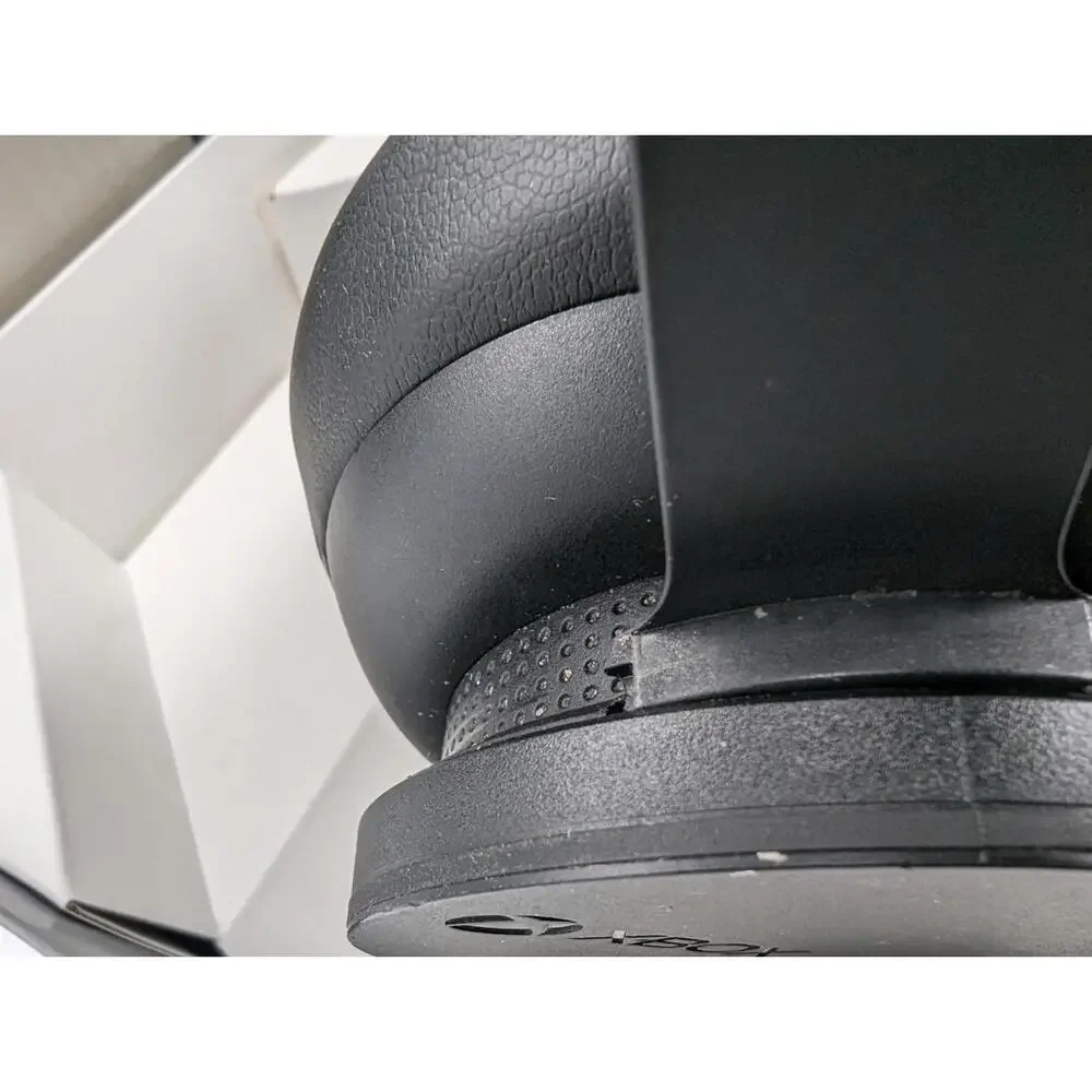 Microsoft Xbox Wireless Headset 2065 - Black READ - Broken R Ear Connect